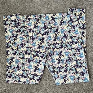 LuLaRoe Tall and Curvy Leggings